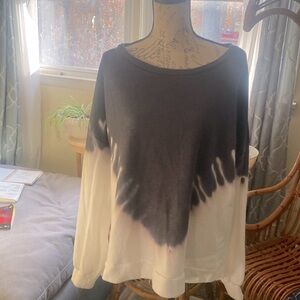 Cute destroyed back fashion sweatshirt